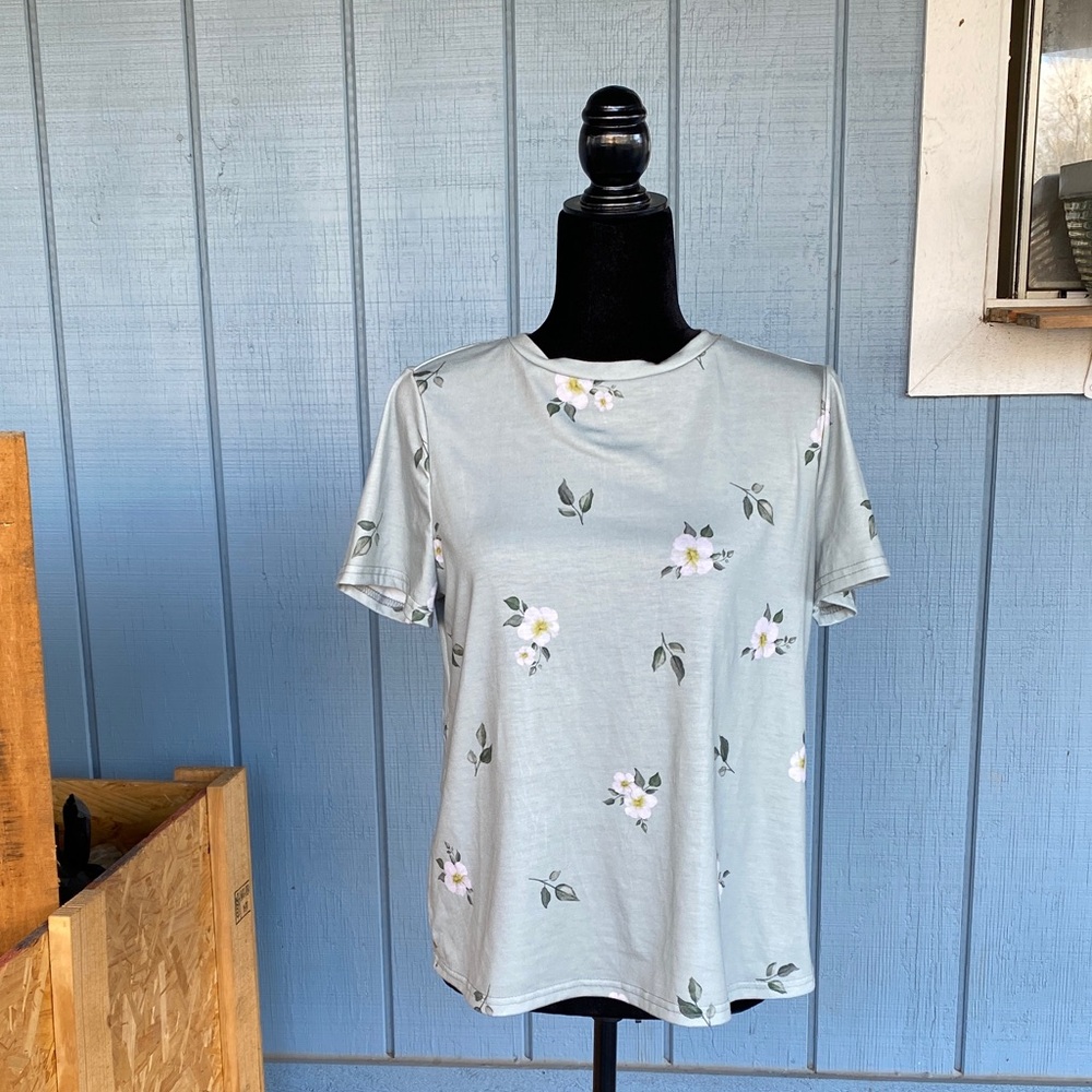 Shein Green Floral Top